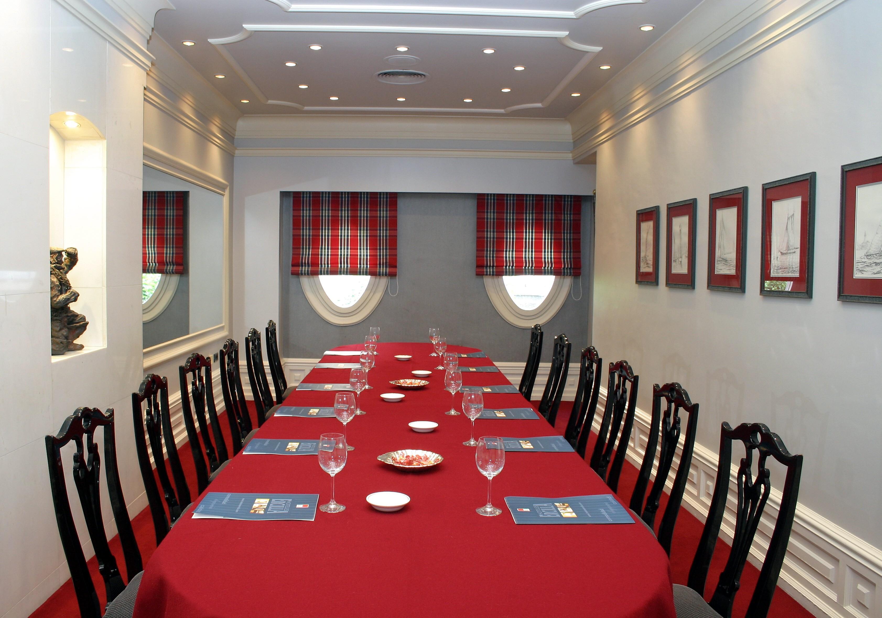 Hotel Lopez De Haro Bilbao Eksteriør billede The boardroom