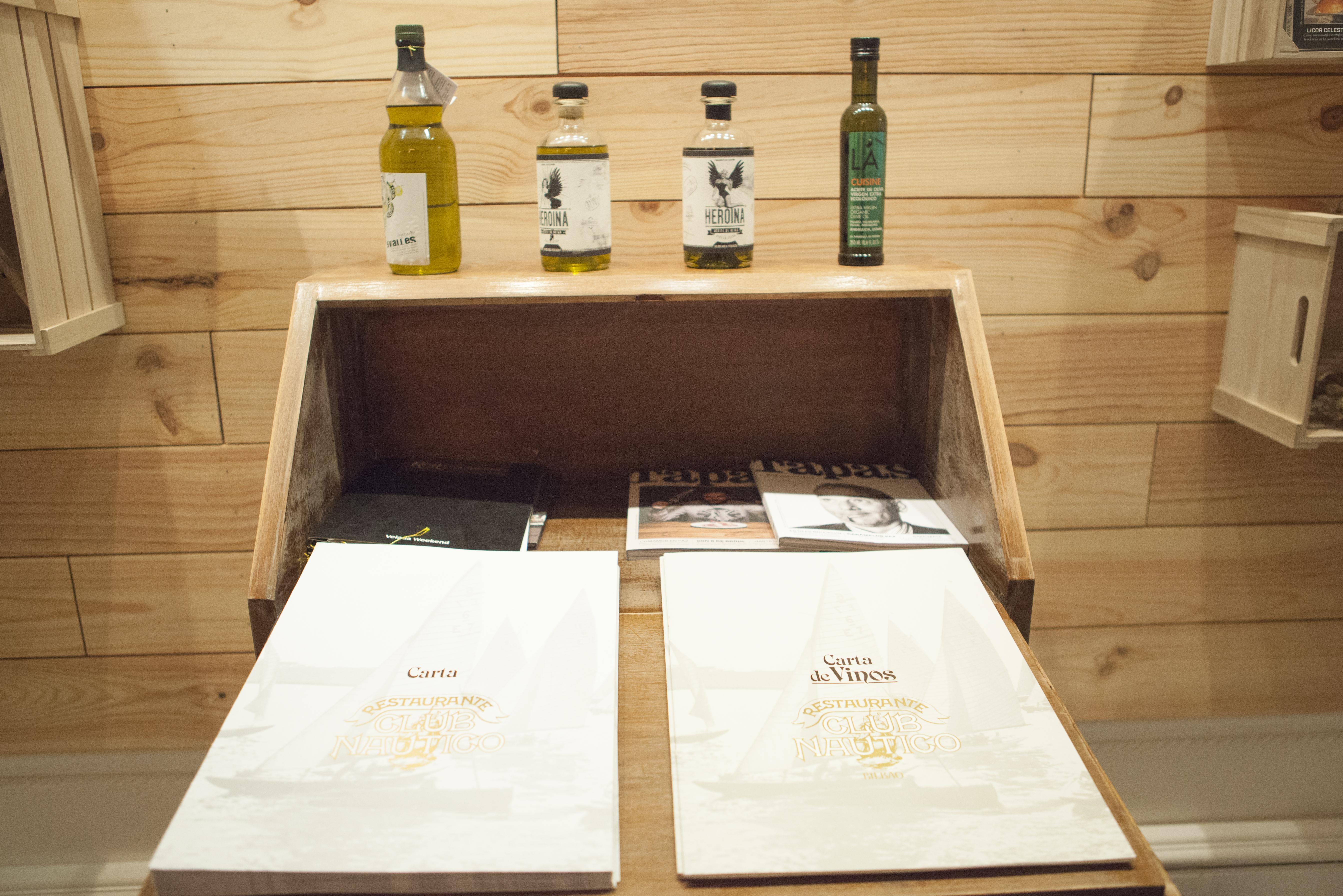 Hotel Lopez De Haro Bilbao Eksteriør billede Olive oil tasting