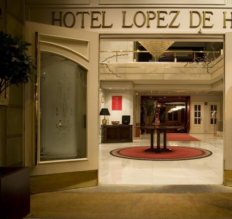 Hotel Lopez De Haro Bilbao Eksteriør billede Entrance to the hotel